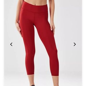 Fabletics Red Mid-Rise Capri Leggings Size M
